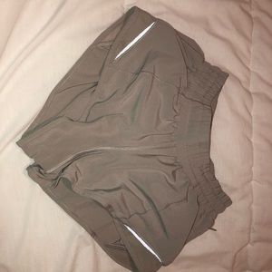 COPY - lululemon hotty hot short 2.5 size 0